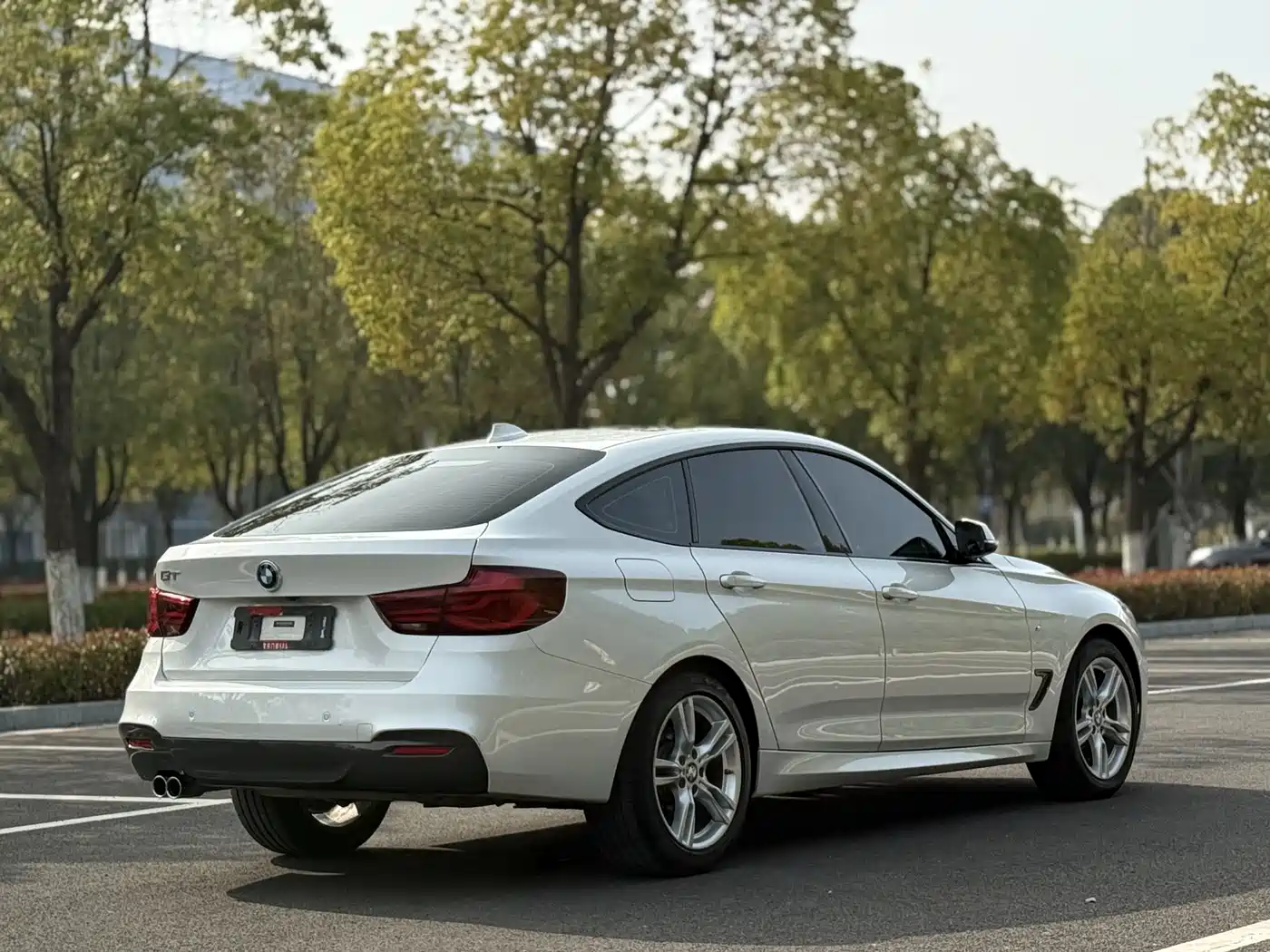 BMW 3 Series GT 2019 320i M Sport Model фото 6
