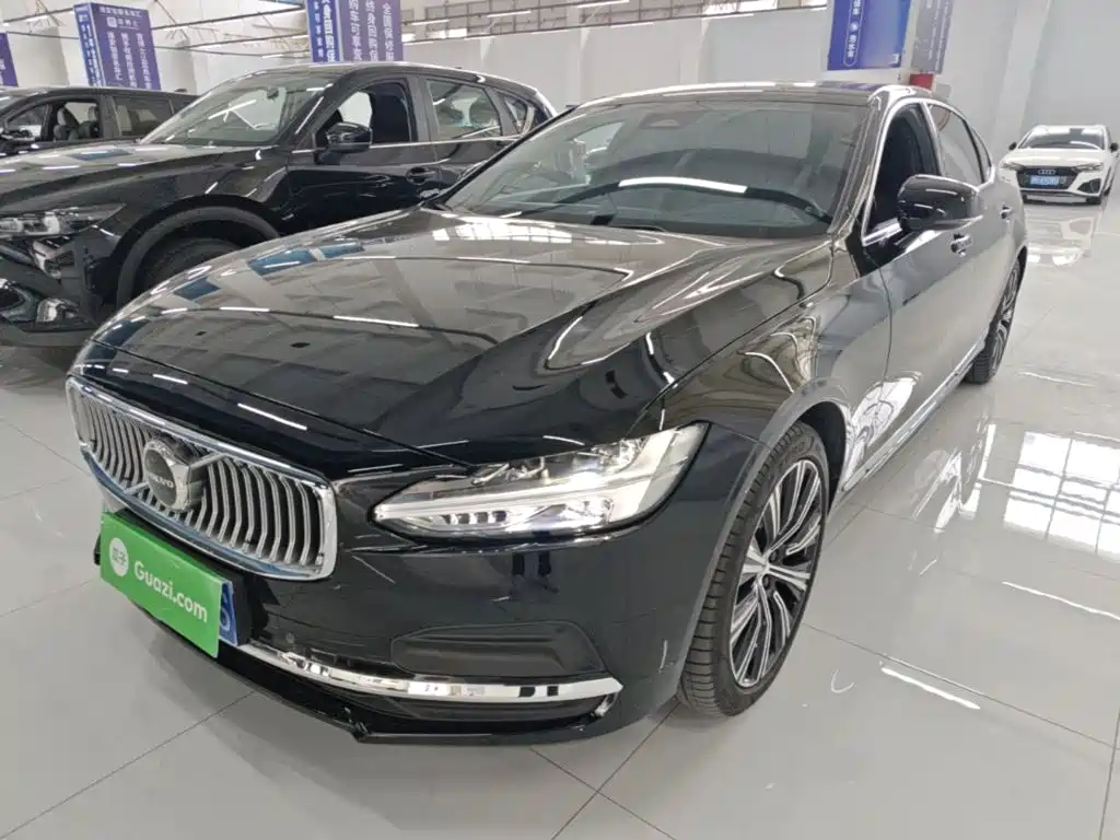 2025 Volvo S90