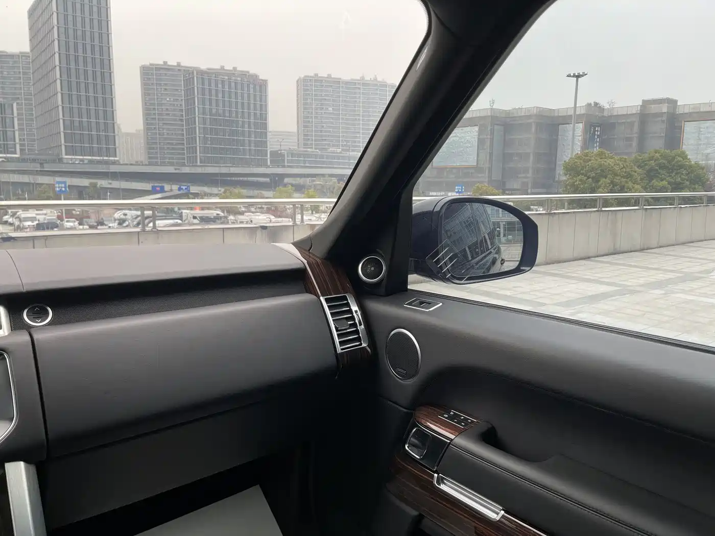 Land Rover Range Rover 2017 3.0 SC V6 Vogue фото 15