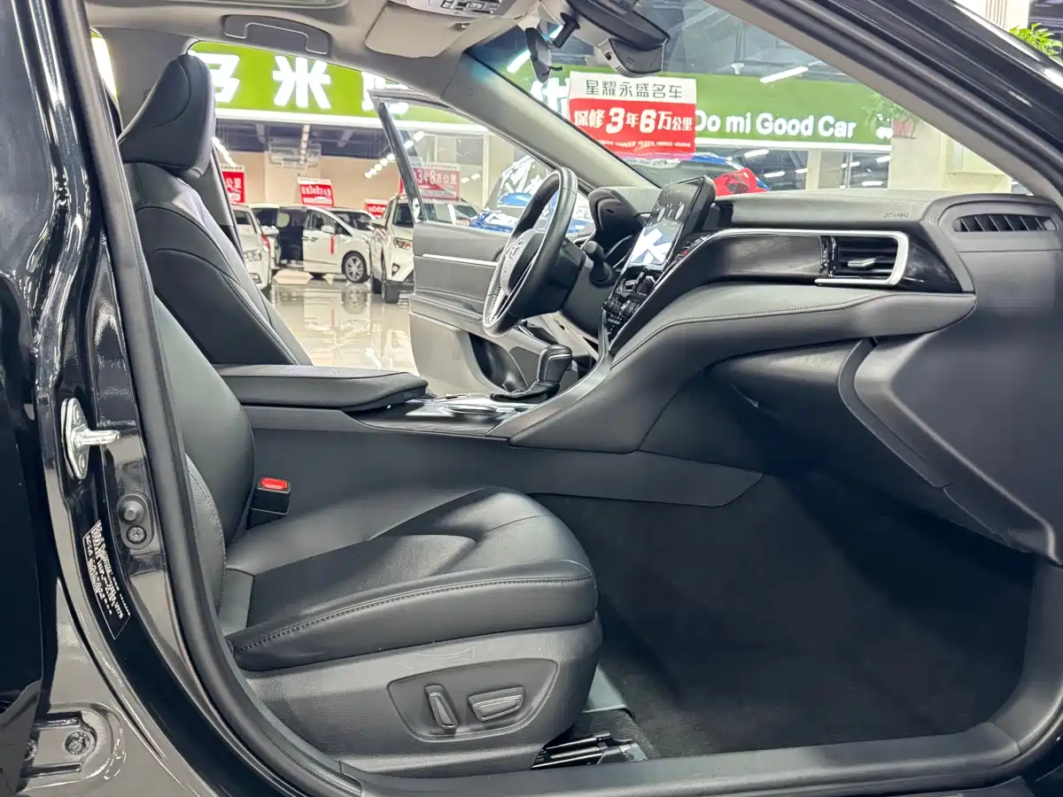 Toyota Camry 2023 2.0G Luxury Edition фото 16
