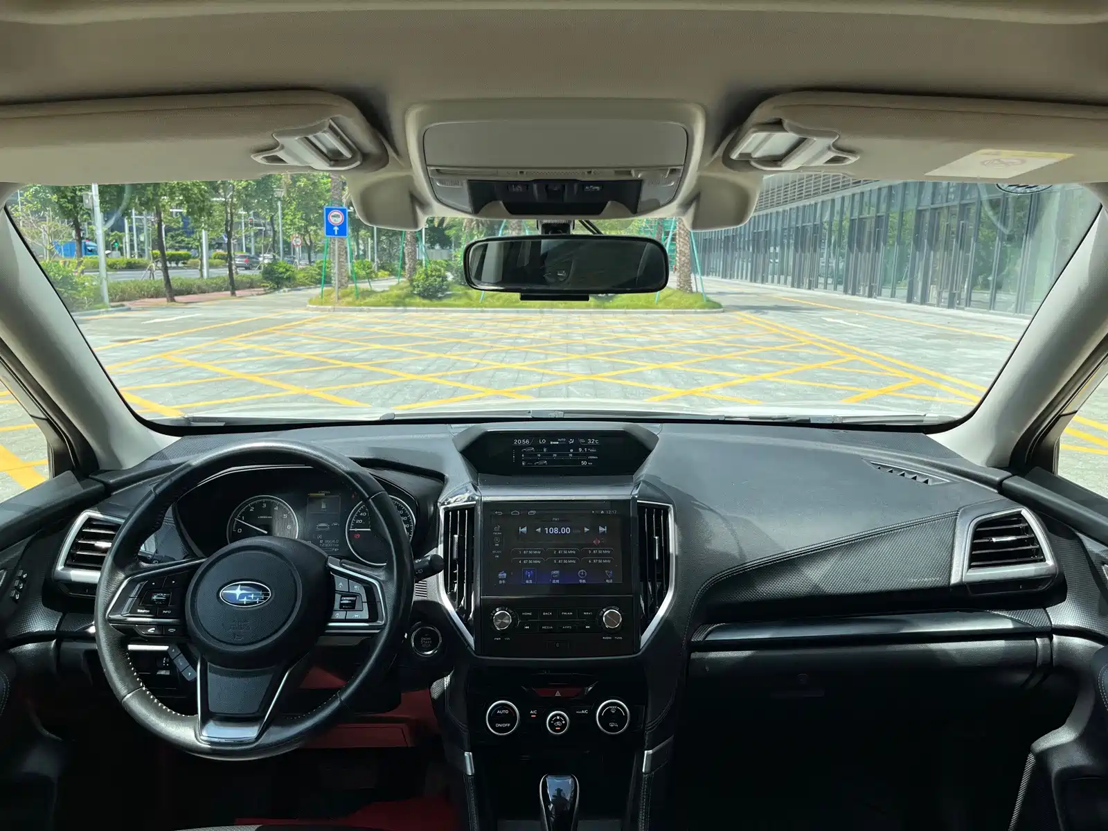 Photo 8 - Subaru Forester