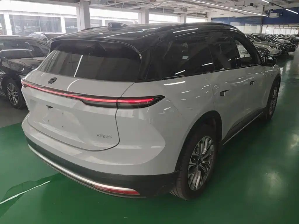 Фото 7 - NIO ES6