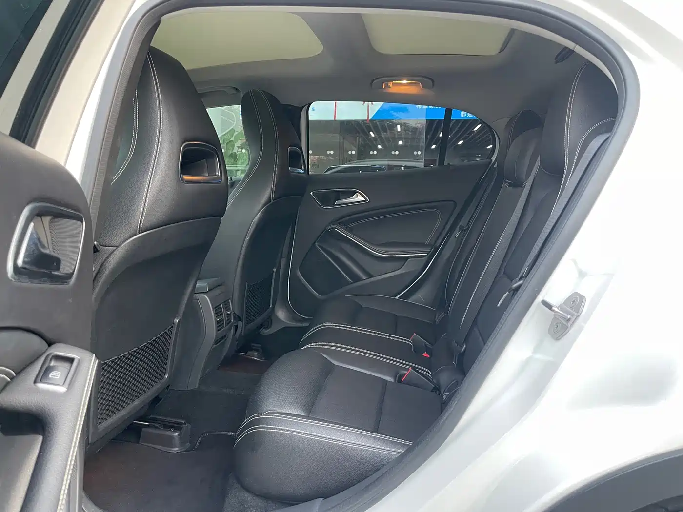 Mercedes-Benz GLA 2019 GLA 200 Dynamic фото 8