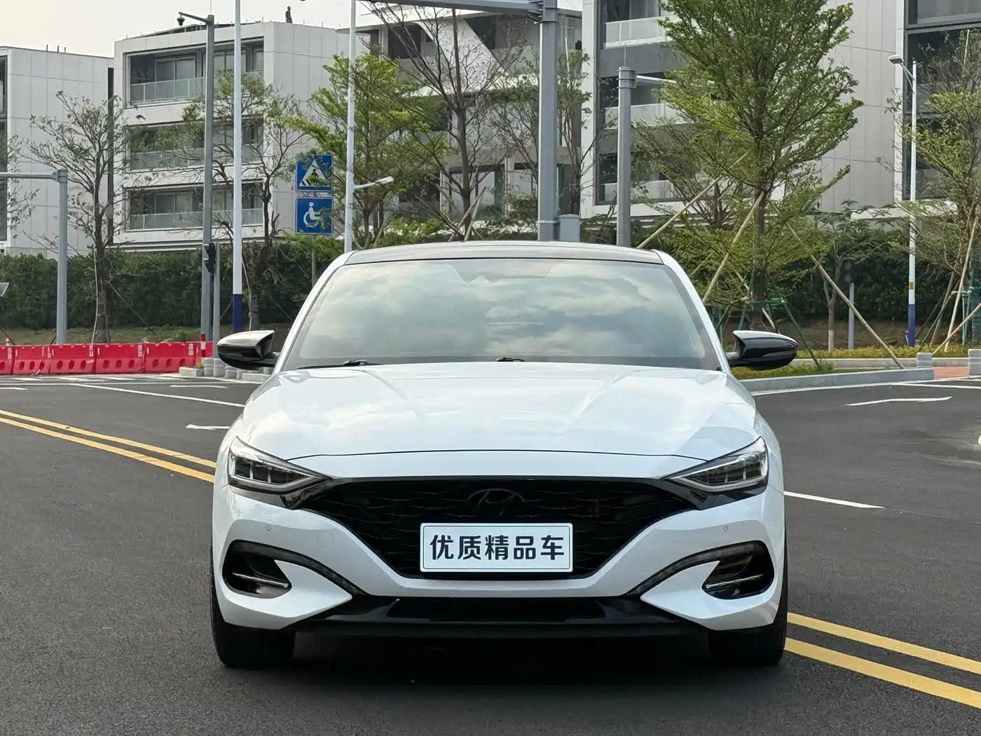 HYUNDAI FESTA