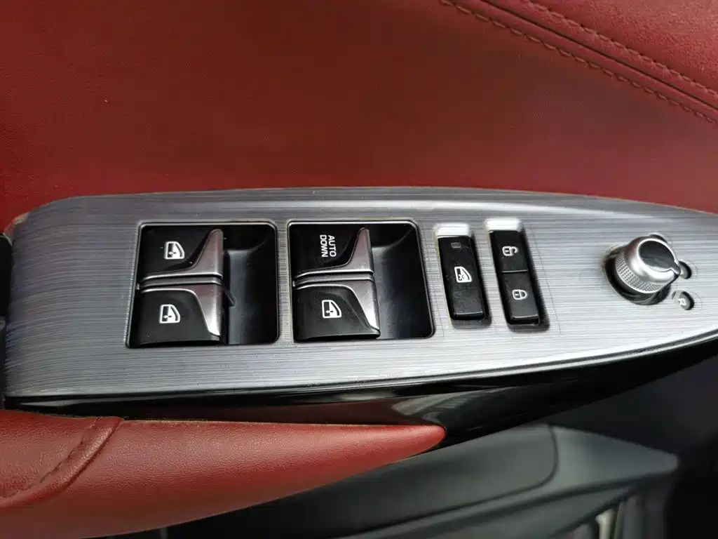 Фото 9 - Changan CS75 PLUS