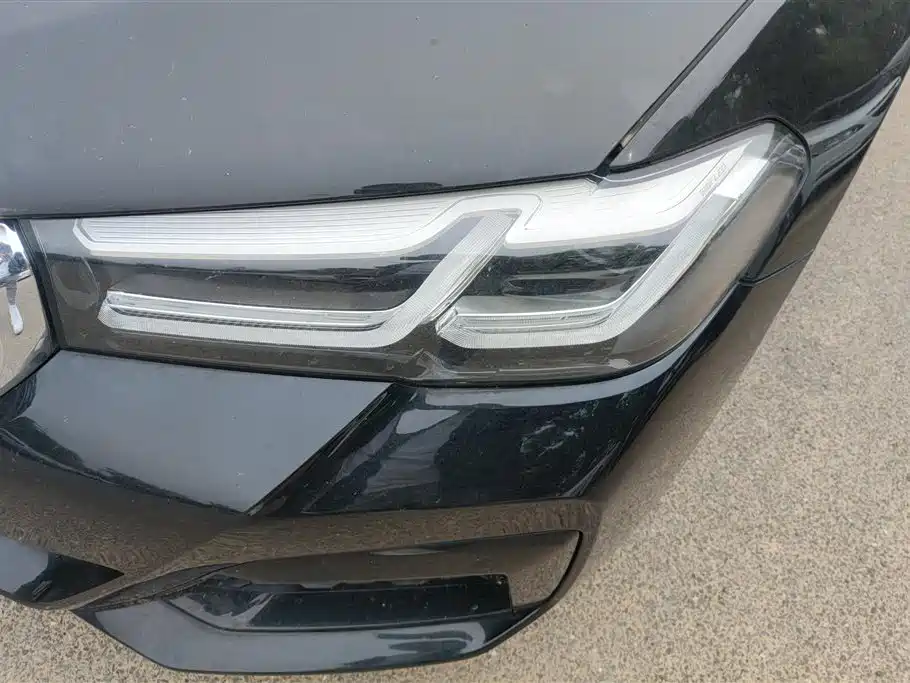 BMW 5 Series 2023 530Li Leading M Sport Package фото 5