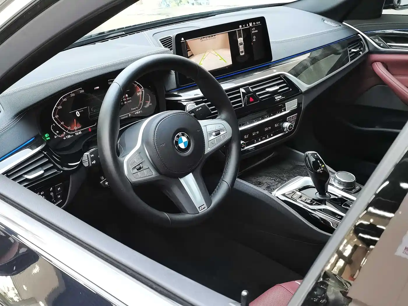 BMW 5 Series 2022 Model Second Facelift 525Li M Sport Package фото 13