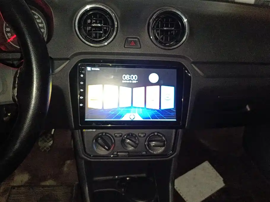 Volkswagen Jetta 2019 Dream Edition 1.5L Manual Fashion фото 13