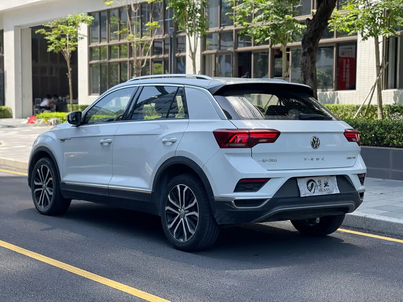 Volkswagen T-ROC 2020 280TSI DSG 2WD Comfort фото 8