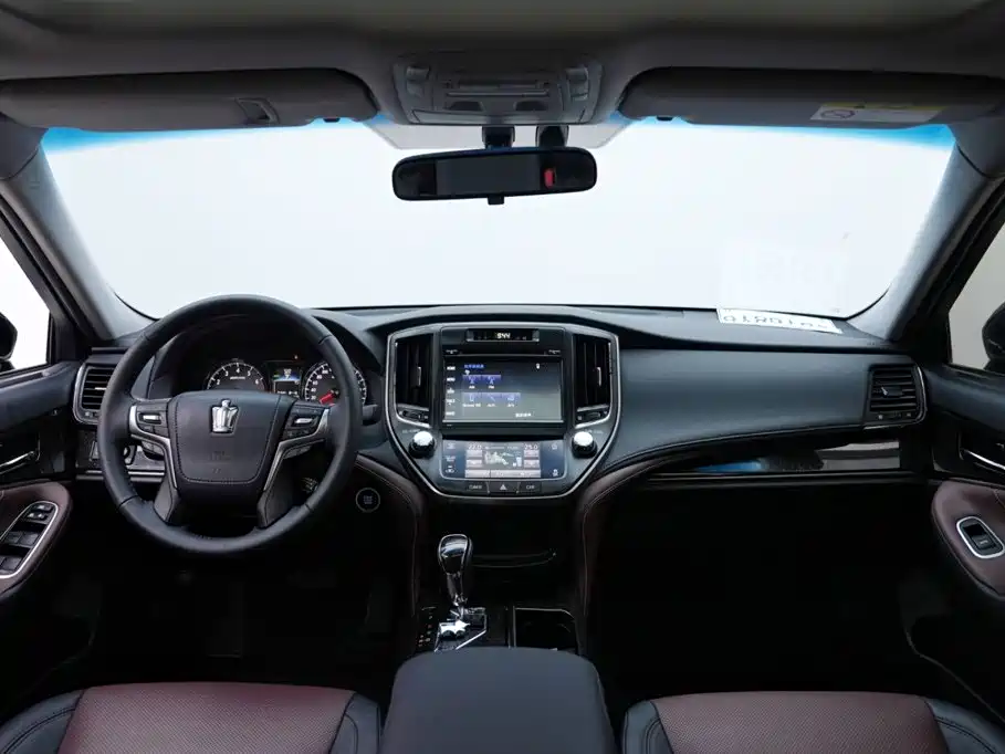 Toyota Crown 2019 2018 2.0T Sport Edition