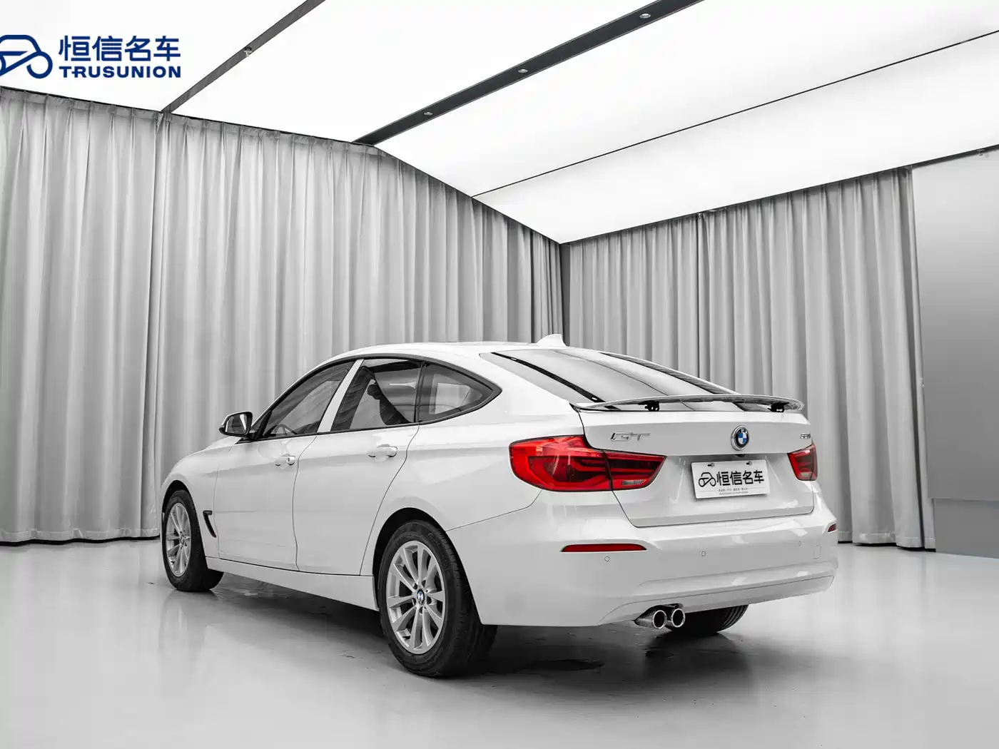 BMW 3 Series GT 2016 320i Fashion Style фото 6