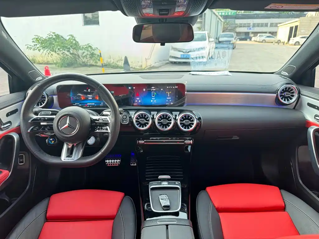 Mercedes-Benz A-Class AMG (Import) 2025 2025 Model Year Facelift AMG A 35 4MATIC