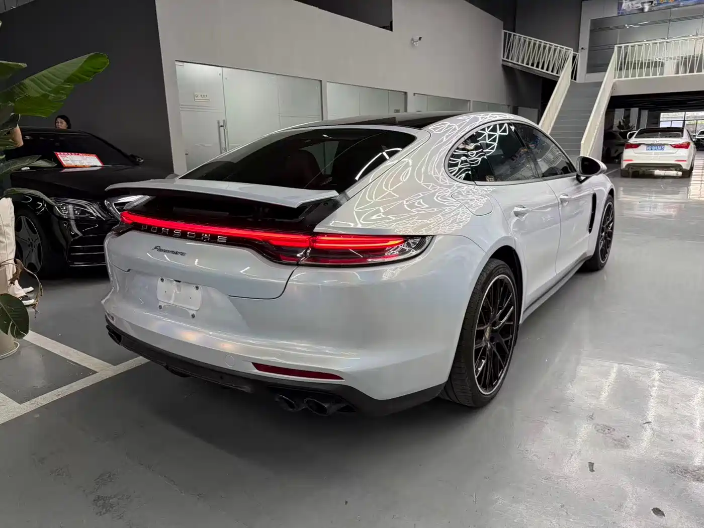 Porsche Panamera 2019 Panamera 2.9T фото 18