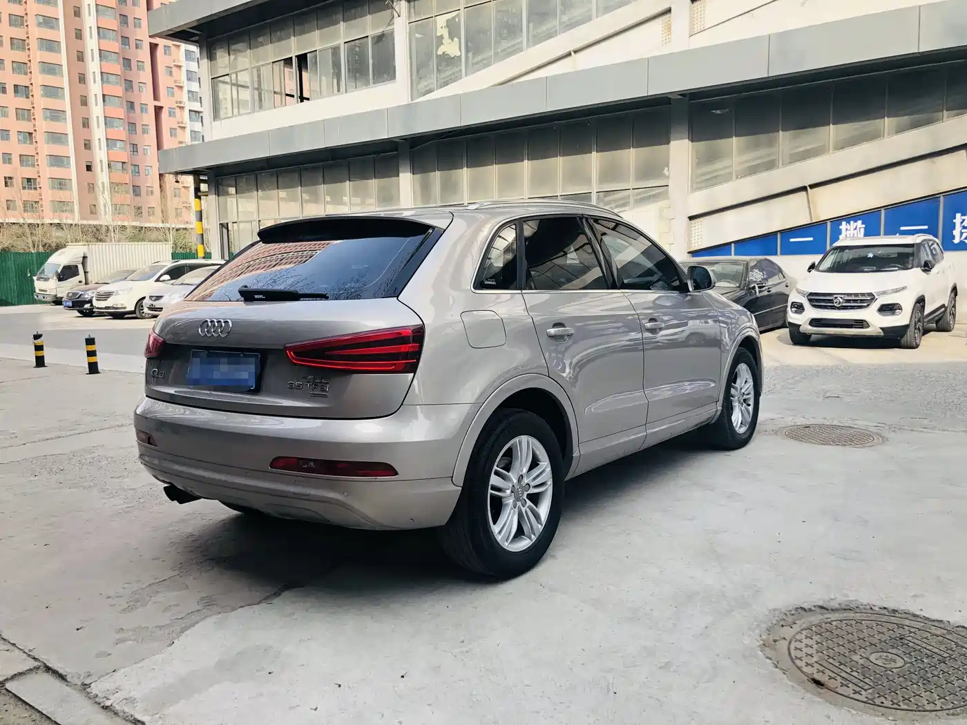 Audi Q3 2015 35 TFSI quattro Technology фото 4