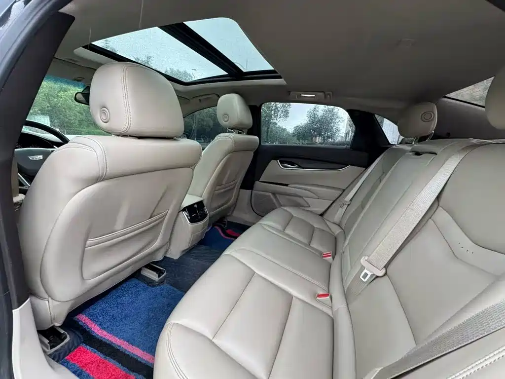 Photo 17 - Cadillac XTS
