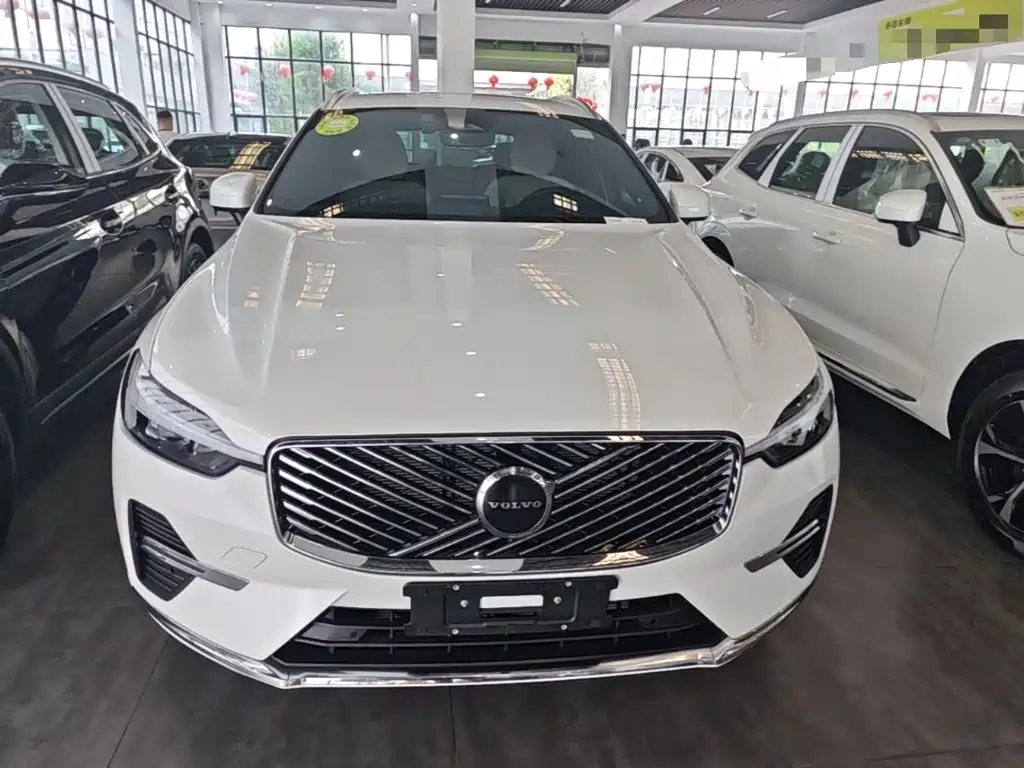 Volvo XC60 2026 2026 Model B5 AWD Smart Elite Luxury