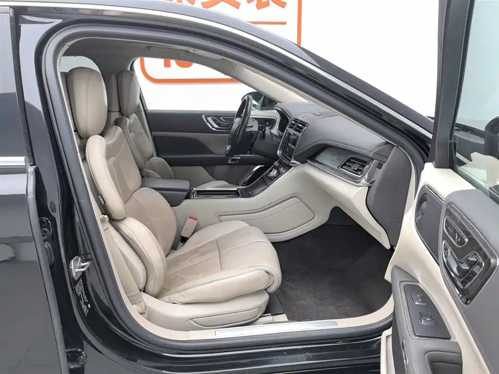 Lincoln Continental 2017 2.0T 2WD Prestige фото 23