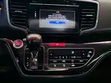 Photo 12 - Honda Odyssey
