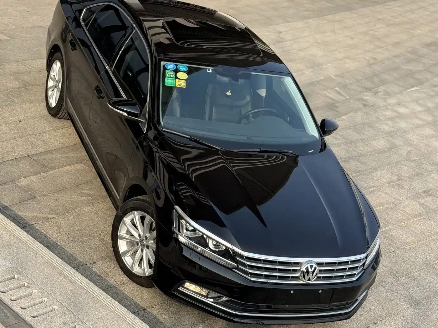Volkswagen Passat 2016 330TSI DSG Executive Edition фото 4