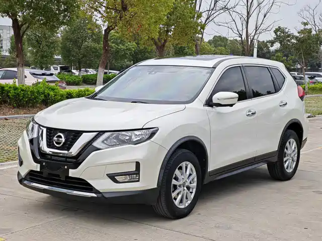NISSAN QIJUN