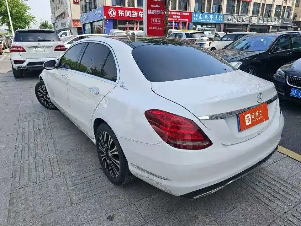 Mercedes-Benz C-Class 2015 Facelift C 200 L фото 3