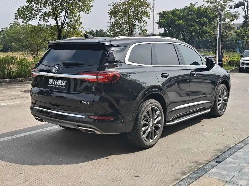 Buick Enclave 2023 2022 652T 2WD Premium 7-Seater