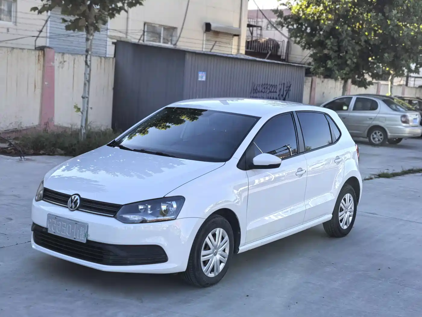 Фото 1 - Volkswagen Polo