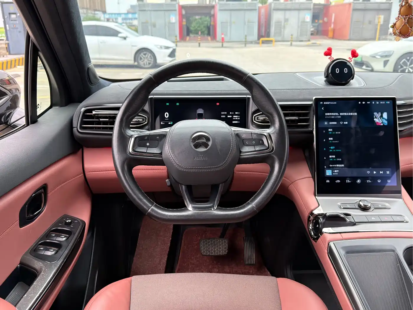Фото 8 - NIO EC6