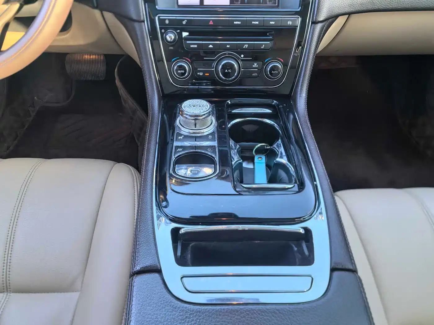 Jaguar XJ 2014 2014 XJL 2.0T 2WD Elegant Business Edition