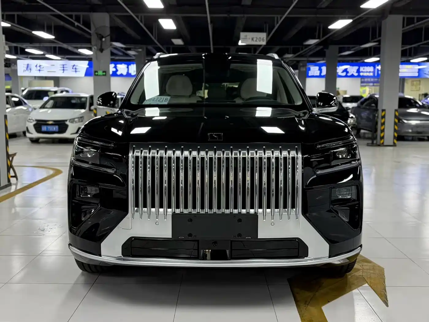 2026 ZEEKR 8X