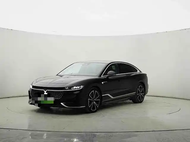 Voyah Passion PHEV, Полный привод, максимальный запас хода, Флагман