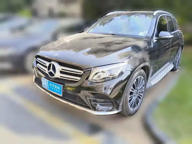 Mercedes-Benz GLC 2018 GLC 260 4MATIC Dynamic — фото 1