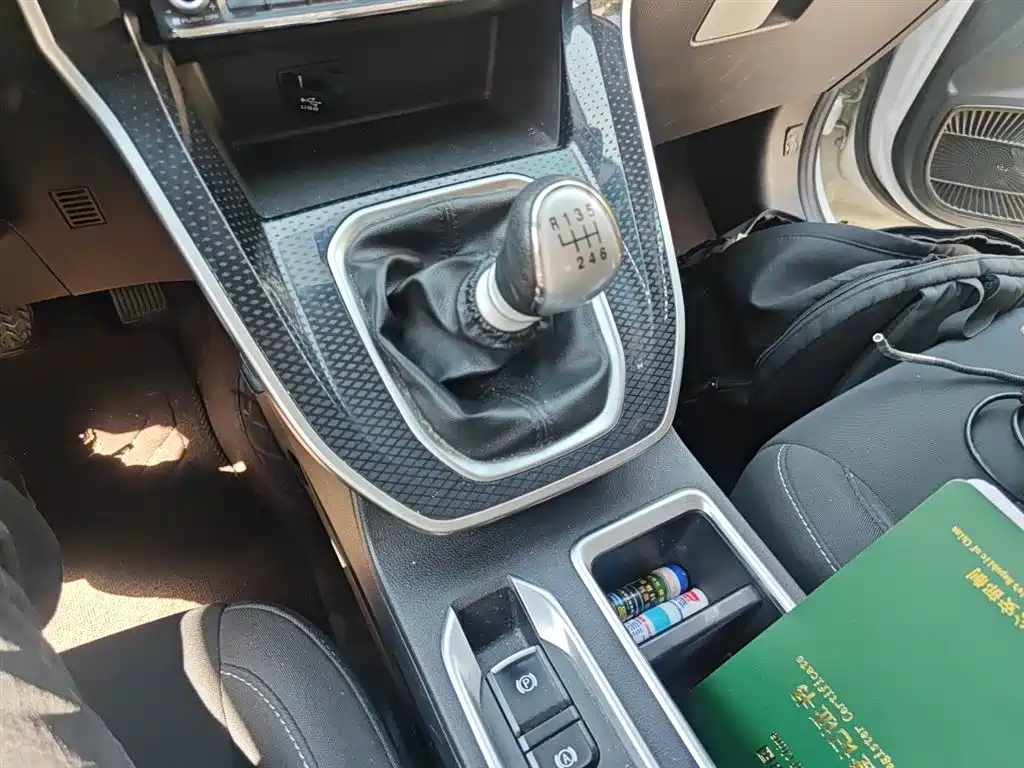 Haval M6 2021 PLUS 1.5T Manual Elite Smart Connect фото 15
