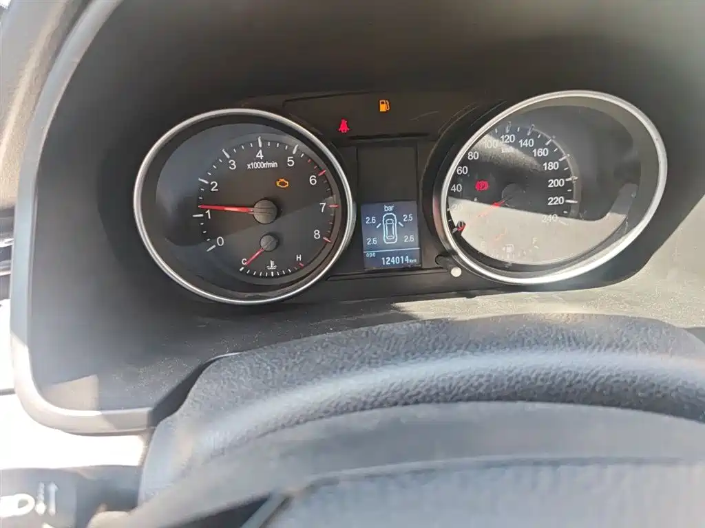 Haval M6 2021 PLUS 1.5T Manual Elite Smart Connect фото 13