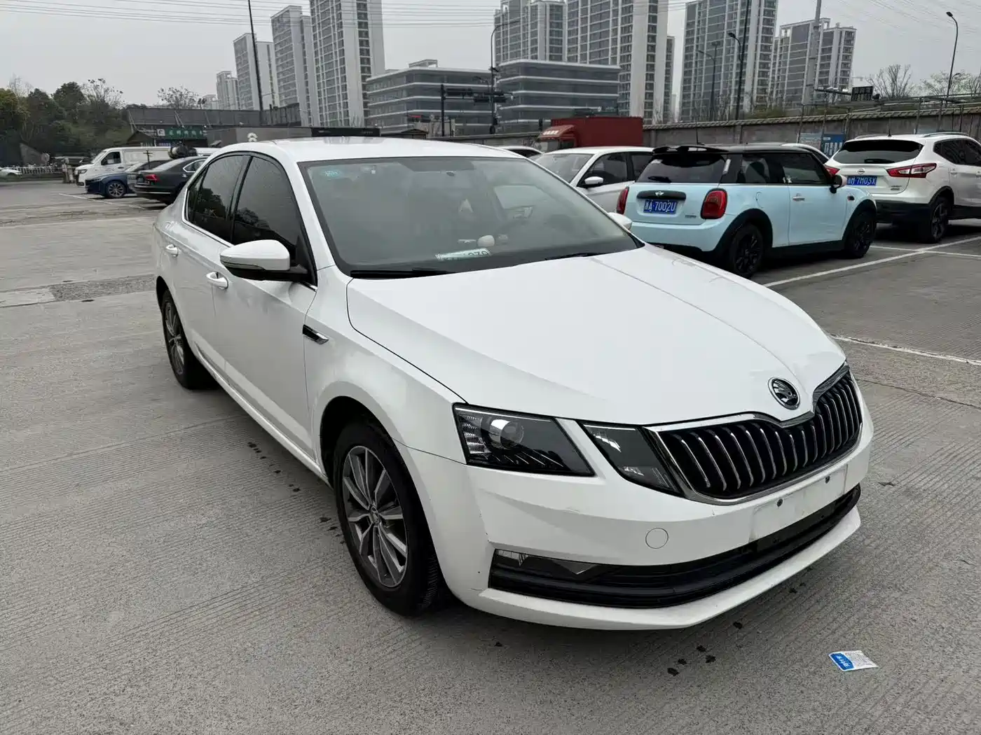 Škoda Octavia 2019 1.5L Automatic Smart Comfort China VI фото 3