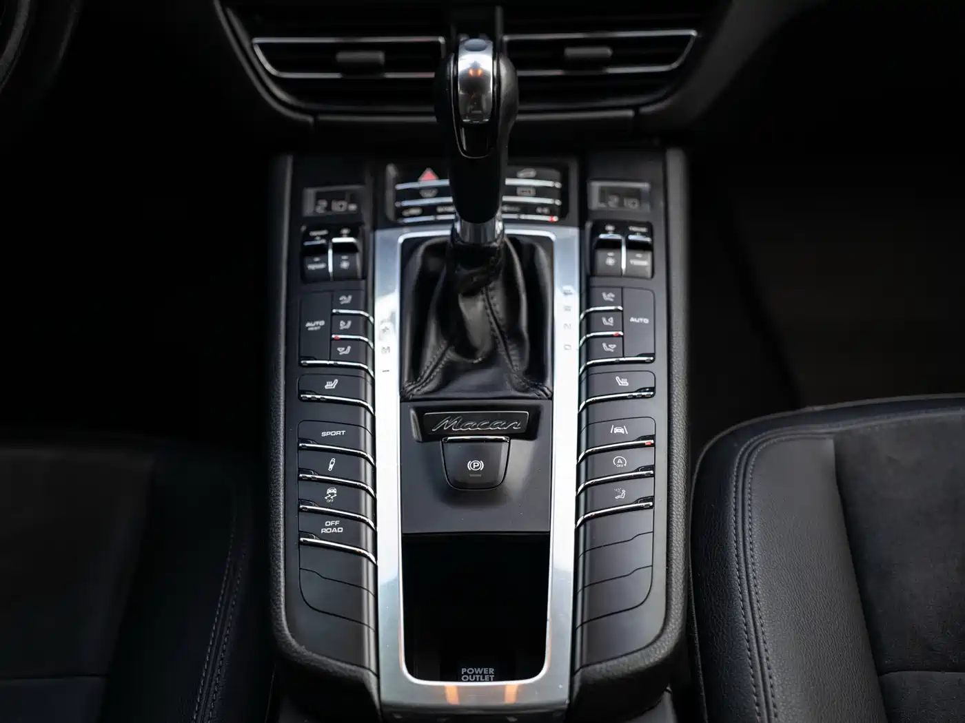 Porsche Macan 2018 Macan 2.0T фото 13