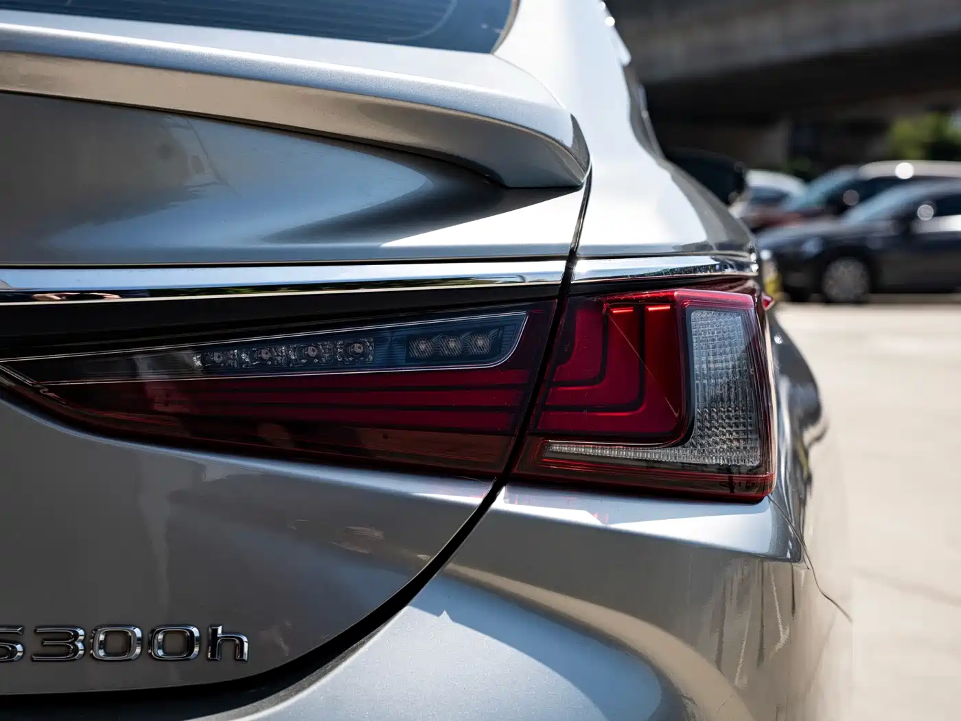 Lexus ES 2022 300h Excellence Edition фото 5