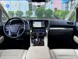 Фото 5 - Toyota Alphard