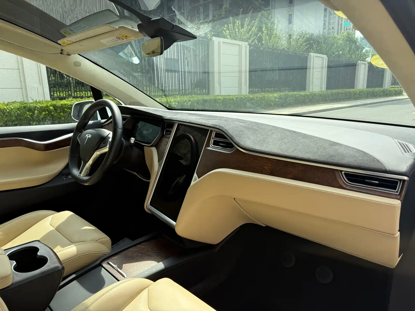 Фото 15 - Tesla Model X