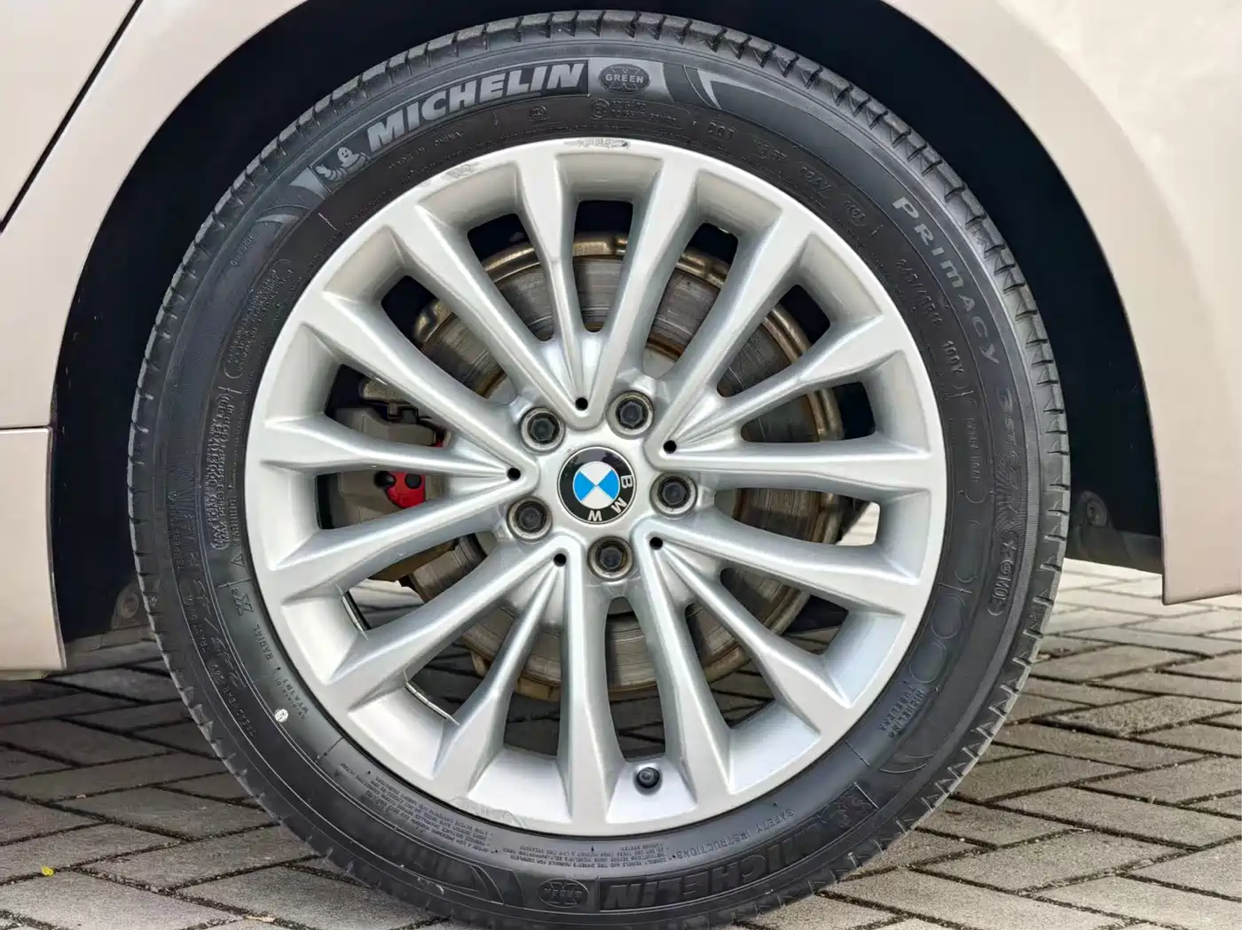 BMW 5 Series 2019 525Li Luxury Package фото 16