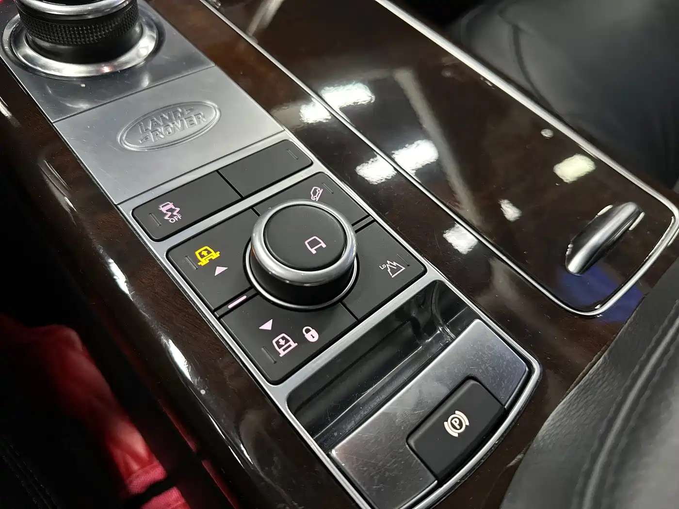 LAND ROVER RANGE ROVER