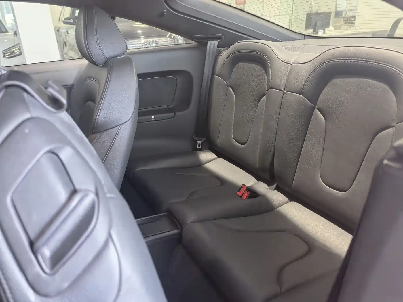 Audi TT 2013 TT Coupe 45 TFSI quattro фото 8