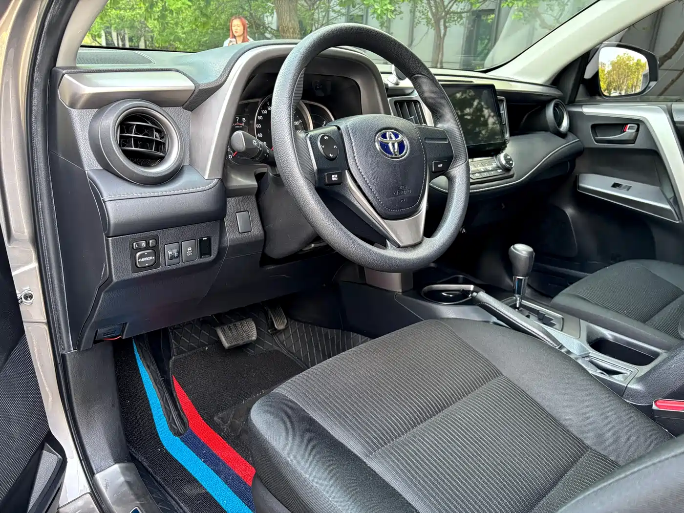 Toyota RAV4 Rongfang 2019 2.0L CVT 2WD Urban Edition China VI фото 12