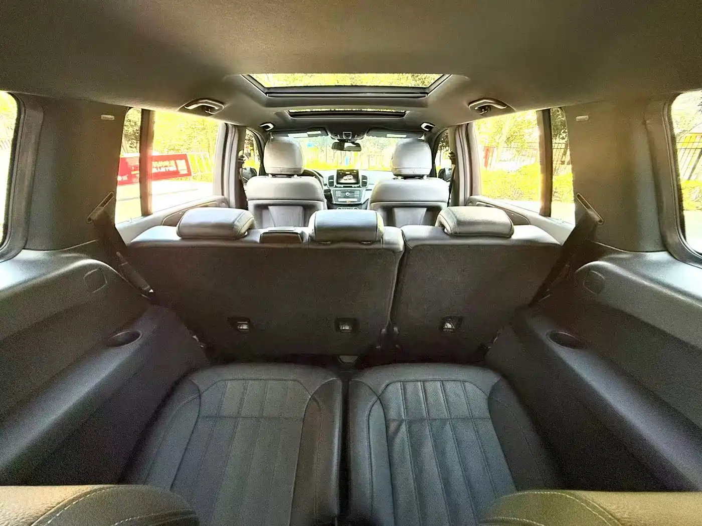Mercedes-Benz GLS 2017 GLS 400 4MATIC Luxury фото 27