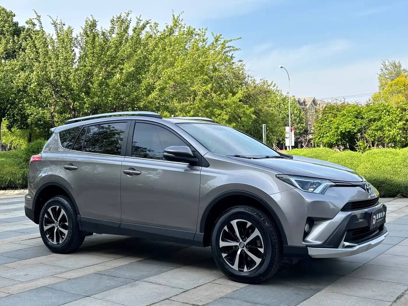 Toyota RAV4 Rongfang 2019 2.0L CVT 2WD Urban Edition China VI фото 3
