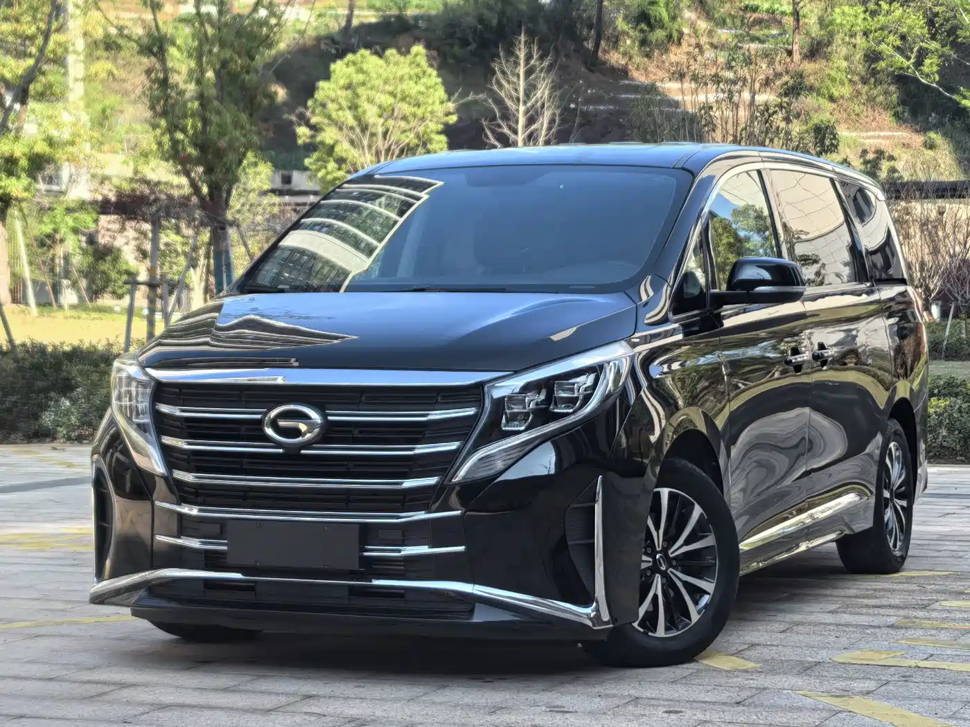 GAC TRUMPCHI M8