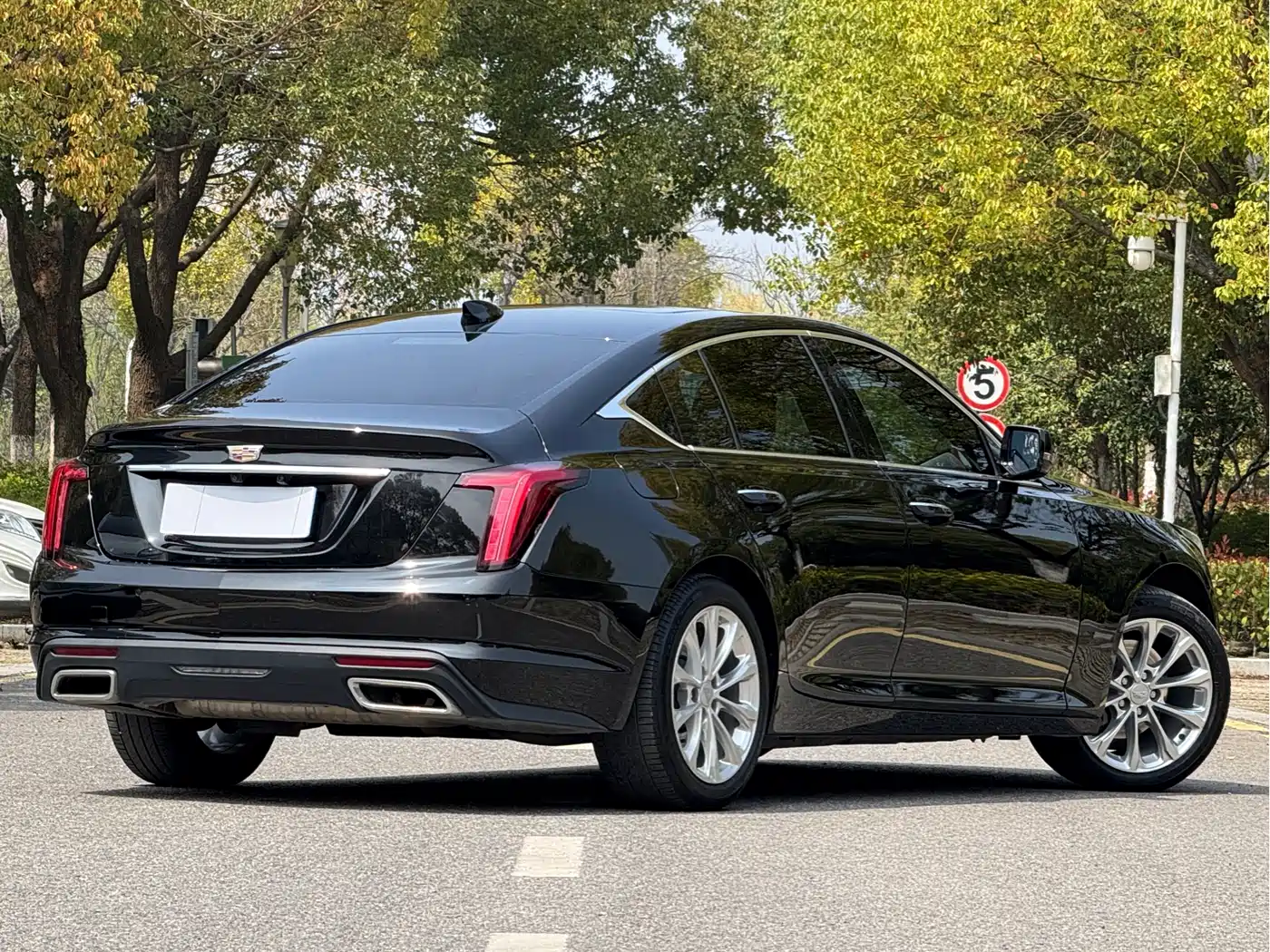 CADILLAC CT5
