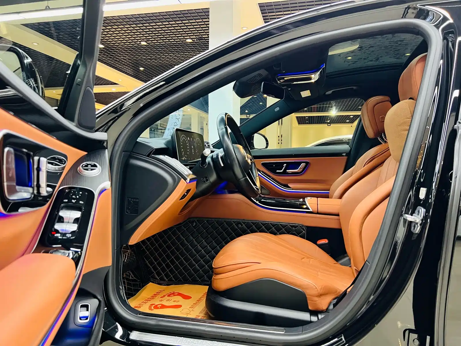 Фото 6 - Mercedes-Benz S-Class