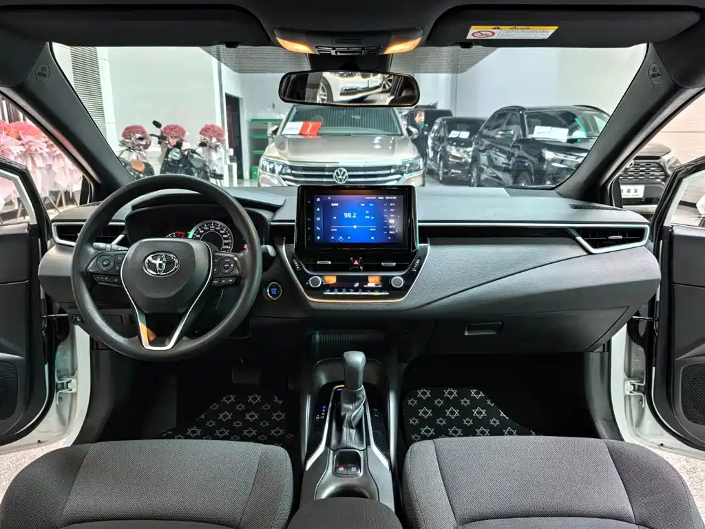 Toyota Levin 2023 185T CVT Luxury фото 8