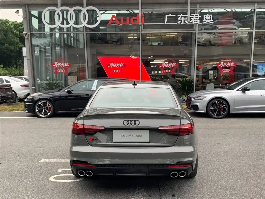 Audi S4 2024 S4 3.0TFSI фото 5